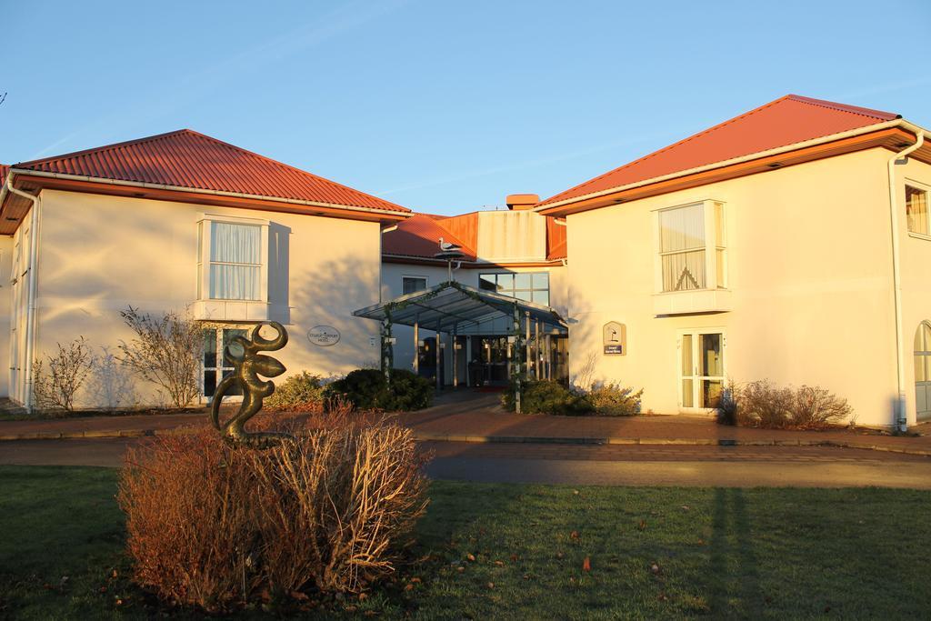 Hotel Airport 4*