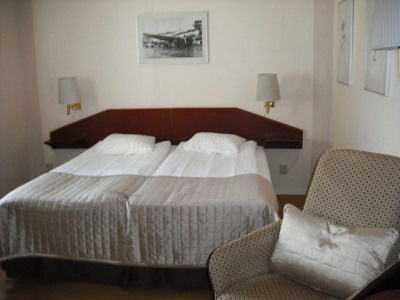 Airport Hotel 4*